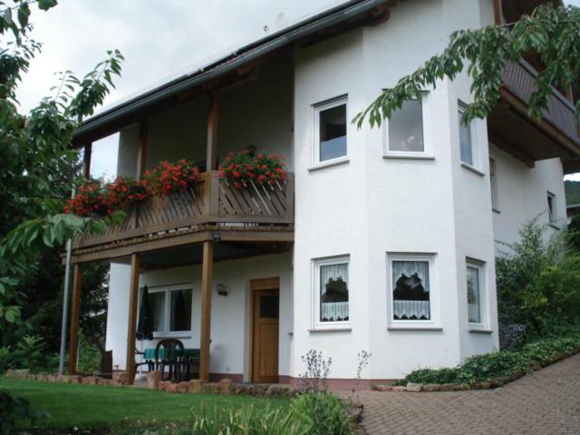 Gaestehaus Kiefer Klingenmuenster Exterior photo